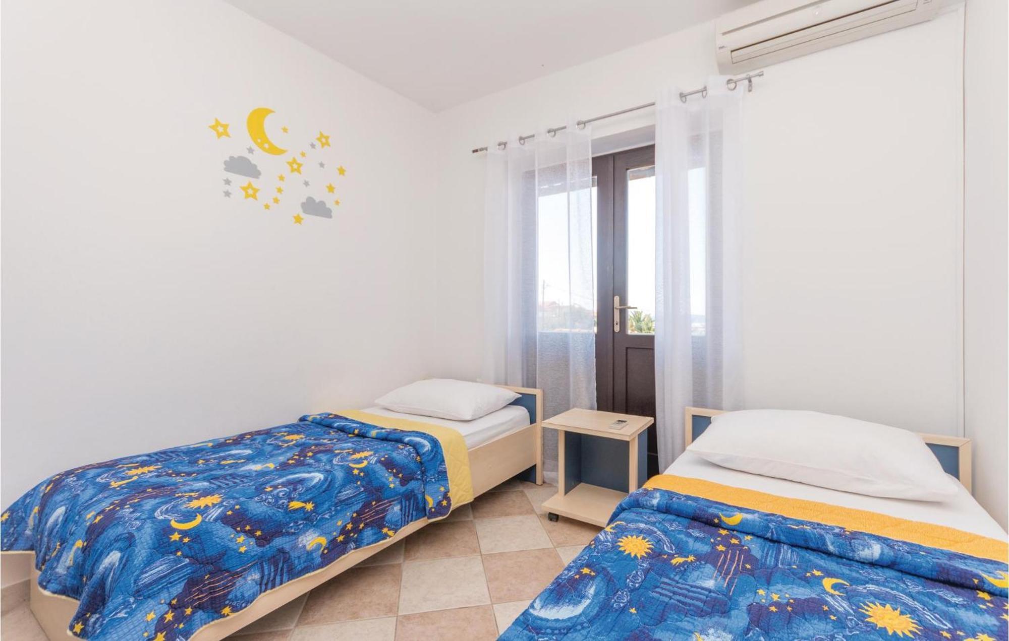 Gorgeous Home In Bibinje With House Sea View エクステリア 写真
