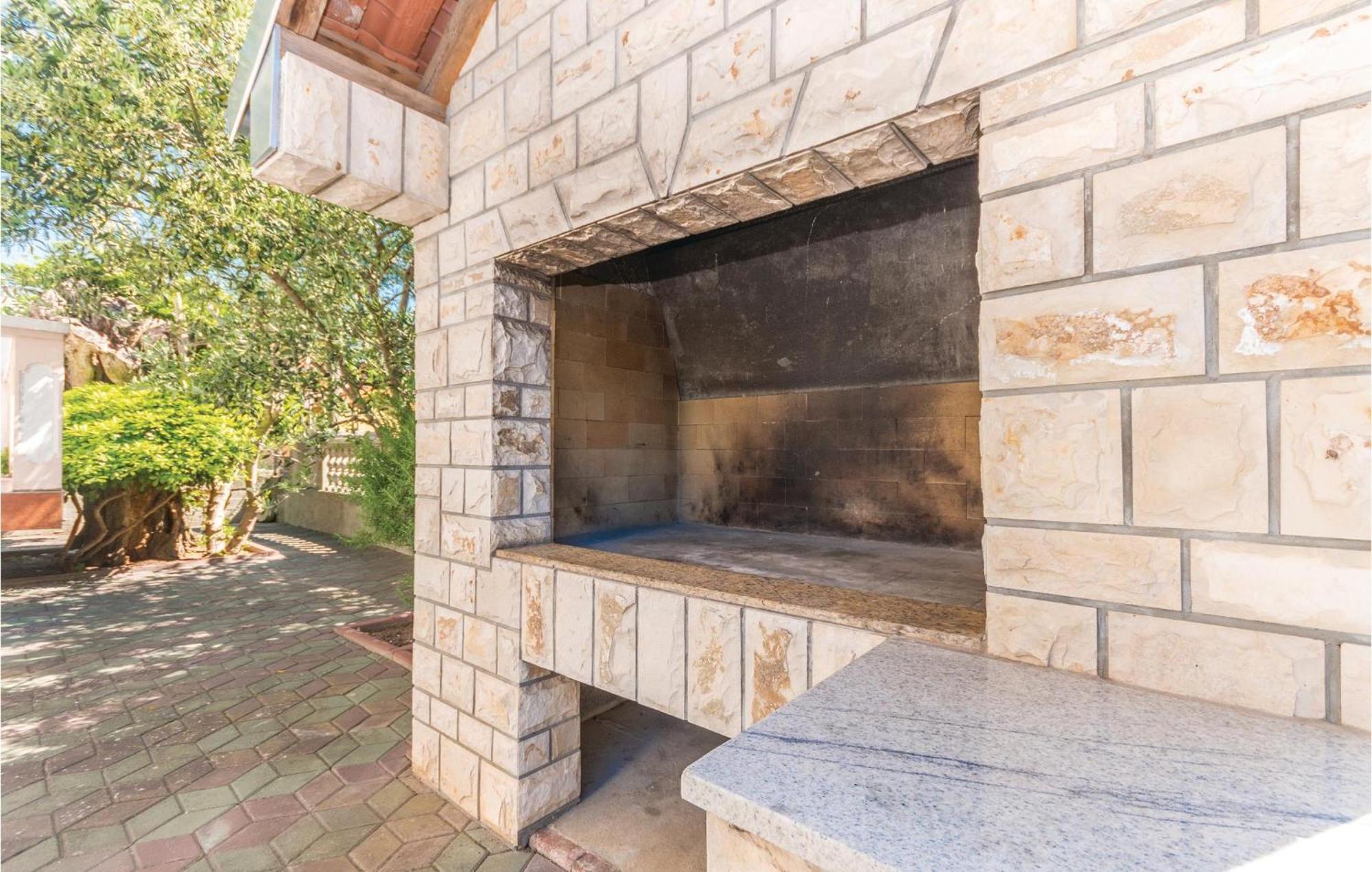 Gorgeous Home In Bibinje With House Sea View エクステリア 写真