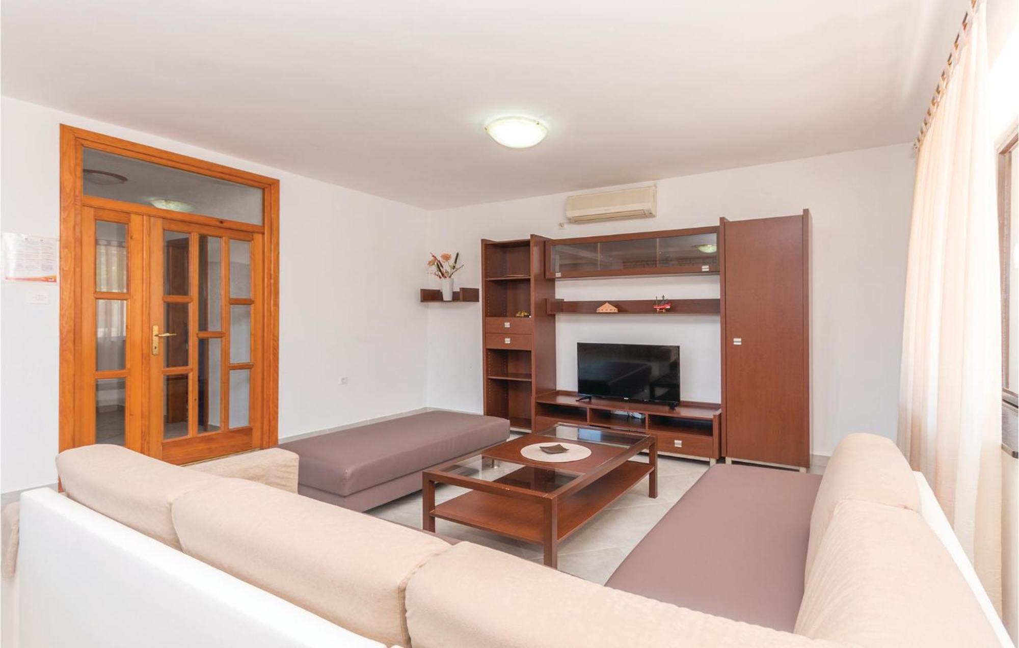 Gorgeous Home In Bibinje With House Sea View エクステリア 写真